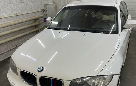 BMW 1 серия, 2010 год, 890 000 рублей, 3 фотография