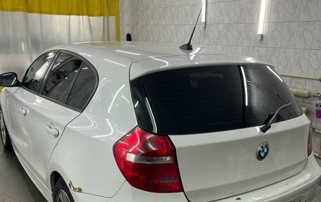 BMW 1 серия, 2010 год, 890 000 рублей, 6 фотография