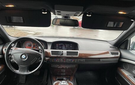 BMW 7 серия, 2005 год, 1 300 000 рублей, 8 фотография