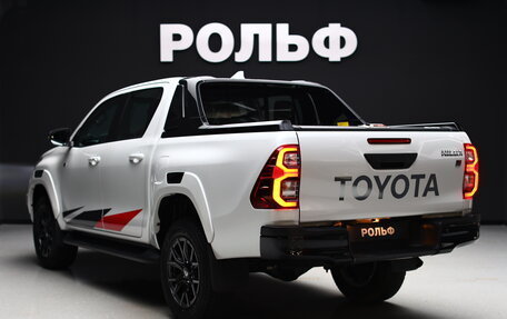 Toyota Hilux VIII, 2023 год, 7 100 000 рублей, 2 фотография