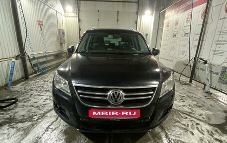 Volkswagen Tiguan I, 2010 год, 1 100 000 рублей, 2 фотография