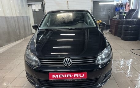 Volkswagen Polo VI (EU Market), 2012 год, 1 100 000 рублей, 2 фотография