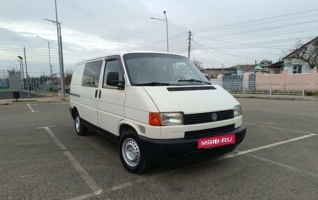 Volkswagen Transporter T4, 2001 год, 770 000 рублей, 2 фотография