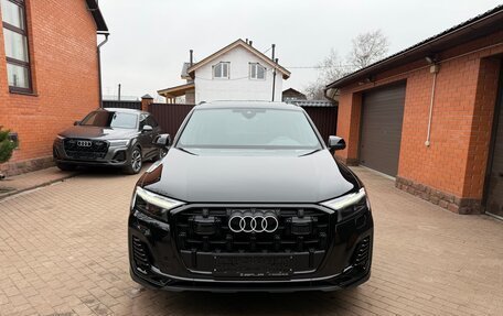 Audi Q7, 2024 год, 11 000 000 рублей, 2 фотография