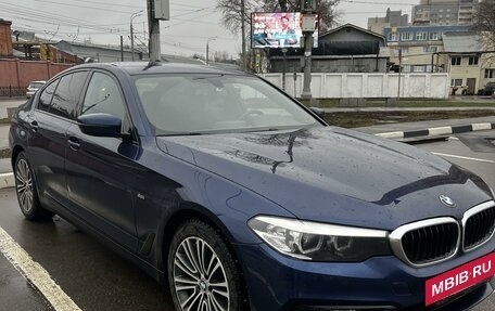 BMW 5 серия, 2018 год, 3 300 000 рублей, 2 фотография