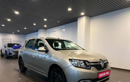 Renault Logan II, 2016 год, 825 000 рублей, 1 фотография