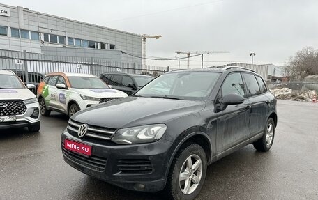 Volkswagen Touareg III, 2011 год, 2 199 000 рублей, 1 фотография