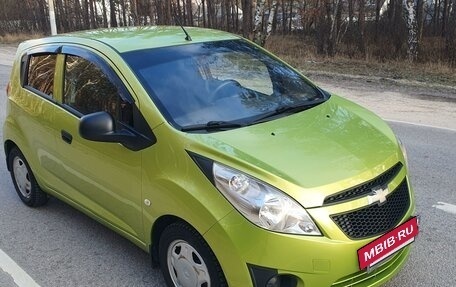 Chevrolet Spark III, 2012 год, 650 000 рублей, 2 фотография