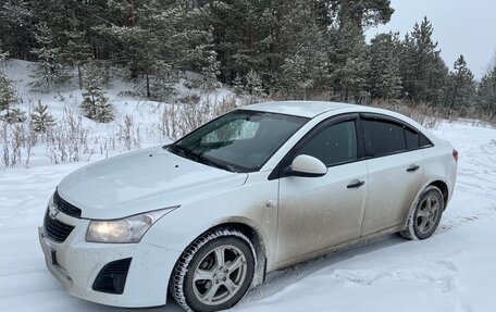 Chevrolet Cruze II, 2013 год, 700 000 рублей, 2 фотография