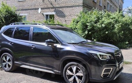 Subaru Forester, 2018 год, 3 890 000 рублей, 4 фотография