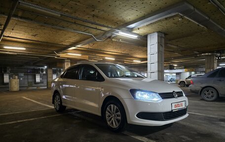 Volkswagen Polo VI (EU Market), 2013 год, 800 000 рублей, 3 фотография