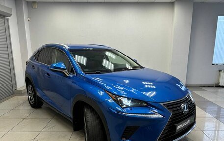 Lexus NX I, 2017 год, 2 640 000 рублей, 3 фотография