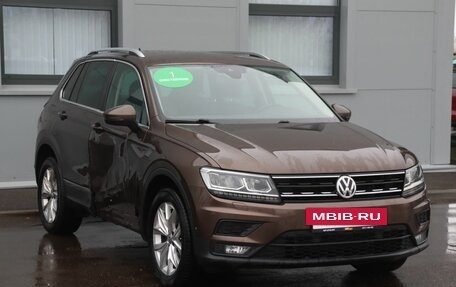 Volkswagen Tiguan II, 2020 год, 2 149 000 рублей, 3 фотография