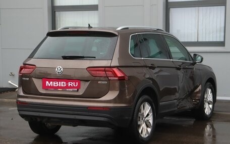 Volkswagen Tiguan II, 2020 год, 2 149 000 рублей, 5 фотография