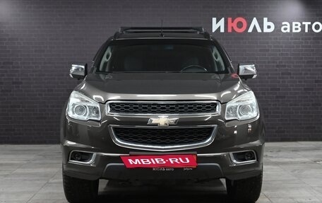 Chevrolet TrailBlazer II, 2013 год, 1 940 000 рублей, 2 фотография