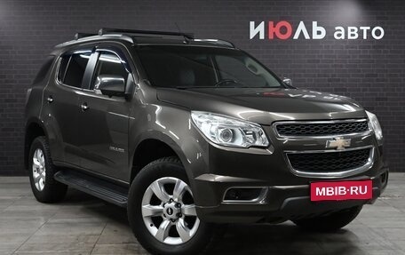 Chevrolet TrailBlazer II, 2013 год, 1 940 000 рублей, 3 фотография