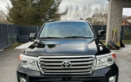 Toyota Land Cruiser 200, 2011 год, 7 500 000 рублей, 2 фотография