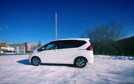 Honda Freed II, 2016 год, 1 600 000 рублей, 4 фотография