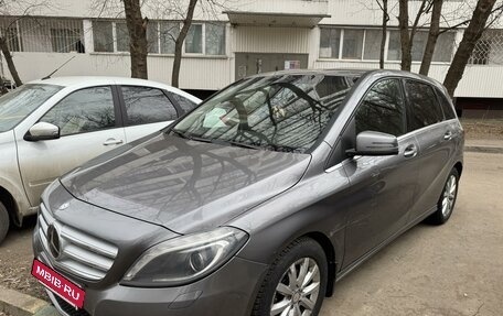 Mercedes-Benz B-Класс, 2014 год, 1 350 000 рублей, 3 фотография