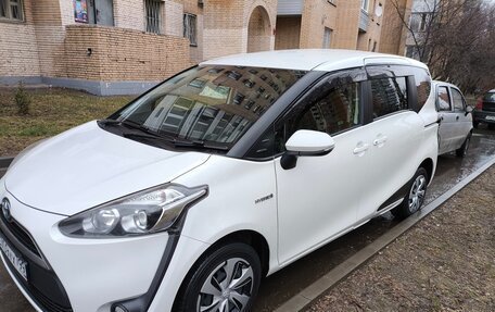 Toyota Sienta II, 2018 год, 1 695 000 рублей, 4 фотография