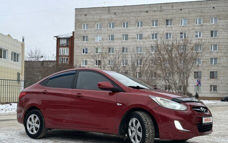 Hyundai Solaris II рестайлинг, 2011 год, 930 000 рублей, 3 фотография