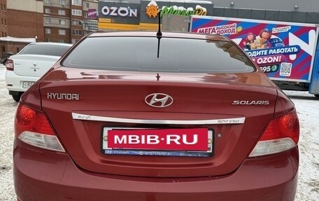 Hyundai Solaris II рестайлинг, 2011 год, 930 000 рублей, 12 фотография