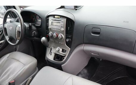 Hyundai Grand Starex Grand Starex I рестайлинг 2, 2015 год, 2 079 000 рублей, 5 фотография