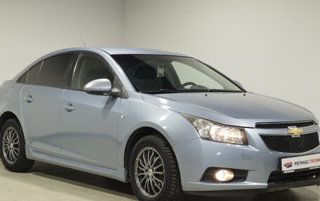 Chevrolet Cruze II, 2011 год, 884 000 рублей, 2 фотография