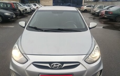 Hyundai Solaris II рестайлинг, 2011 год, 650 000 рублей, 1 фотография