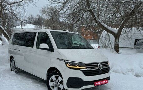 Volkswagen Caravelle T6 рестайлинг, 2020 год, 5 350 000 рублей, 1 фотография