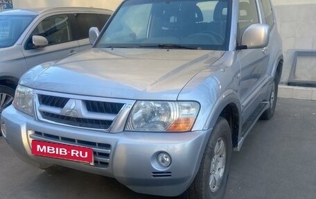 Mitsubishi Pajero III рестайлинг, 2006 год, 1 510 000 рублей, 5 фотография