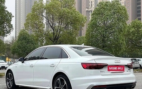 Audi A4, 2022 год, 2 650 000 рублей, 7 фотография