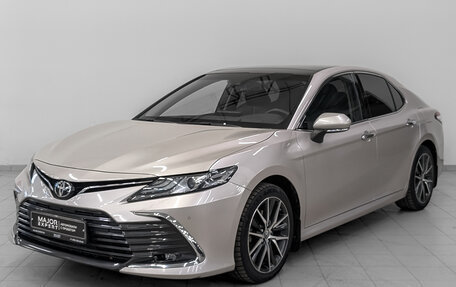 Toyota Camry, 2022 год, 3 790 000 рублей, 1 фотография