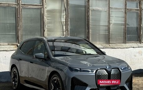 BMW iX, 2022 год, 11 900 000 рублей, 2 фотография