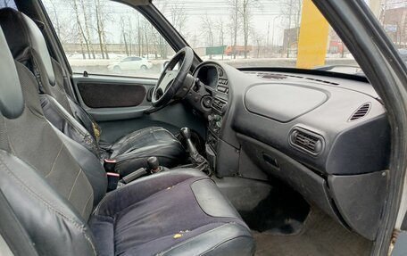 Chevrolet Niva I рестайлинг, 2003 год, 228 800 рублей, 13 фотография