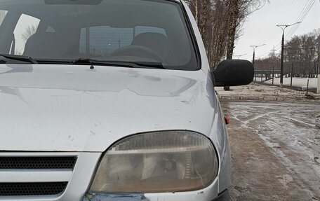 Chevrolet Niva I рестайлинг, 2003 год, 228 800 рублей, 21 фотография