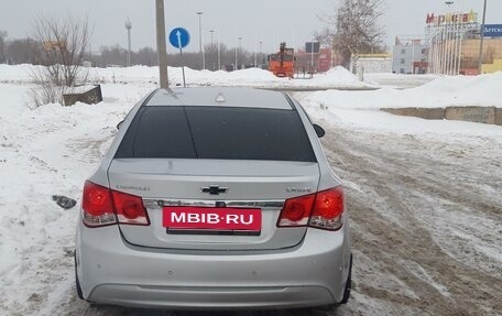 Chevrolet Cruze II, 2013 год, 900 000 рублей, 9 фотография