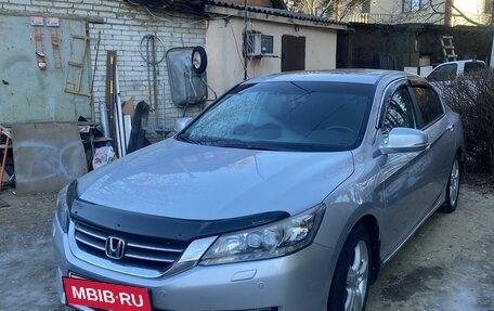 Honda Accord IX рестайлинг, 2013 год, 2 250 000 рублей, 2 фотография