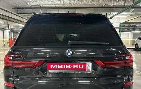 BMW X7, 2021 год, 9 300 000 рублей, 3 фотография