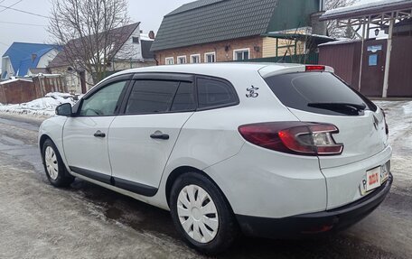 Renault Megane III, 2010 год, 620 000 рублей, 2 фотография