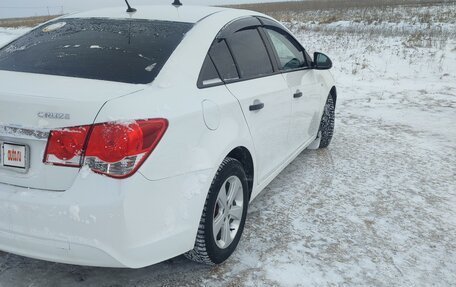 Chevrolet Cruze II, 2013 год, 700 000 рублей, 6 фотография