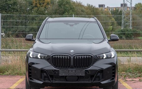 BMW X5, 2024 год, 17 681 224 рублей, 2 фотография