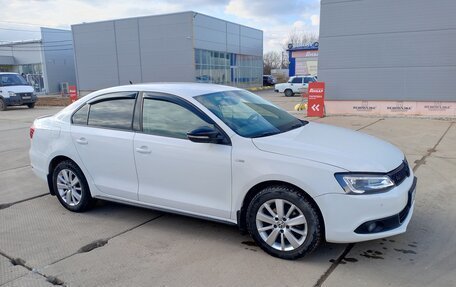 Volkswagen Jetta VI, 2012 год, 1 229 900 рублей, 13 фотография