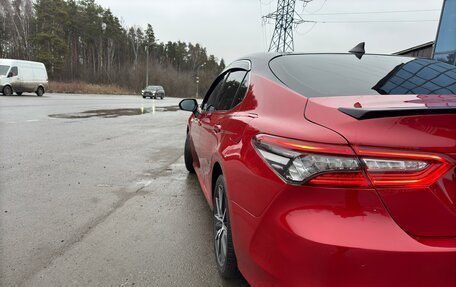 Toyota Camry, 2021 год, 2 740 000 рублей, 6 фотография