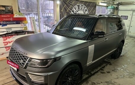 Land Rover Range Rover IV рестайлинг, 2017 год, 6 900 000 рублей, 3 фотография