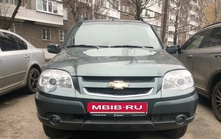 Chevrolet Niva I рестайлинг, 2011 год, 670 000 рублей, 2 фотография