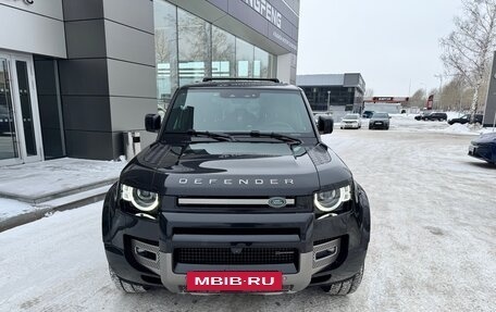 Land Rover Defender II, 2021 год, 7 390 000 рублей, 3 фотография