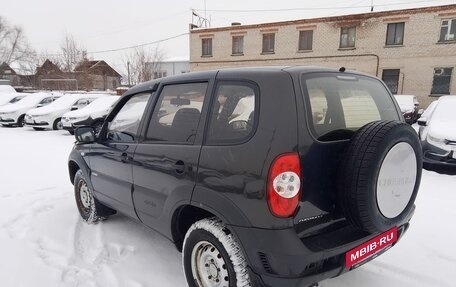 Chevrolet Niva I рестайлинг, 2013 год, 560 000 рублей, 6 фотография