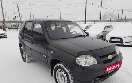 Chevrolet Niva I рестайлинг, 2013 год, 560 000 рублей, 3 фотография