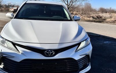 Toyota Camry, 2021 год, 3 100 000 рублей, 1 фотография